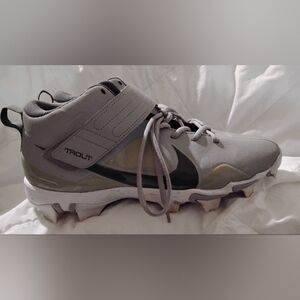 Nike Trout Gray Baseball Cleats